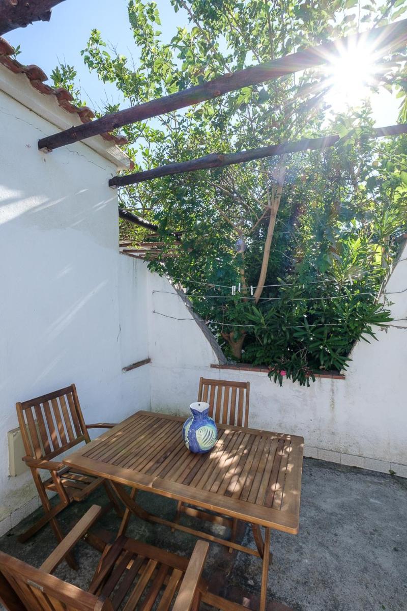 Aparthotel La Rosa Dei Venti Procida Exterior foto